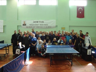 İKMTSD 2009-2010 Sezonu Yaş Grupları Masa Tenisi Turnuvası Değerli Büyüğümüz Sn. `Erden GÜNAY`  Adına Yapıldı...!